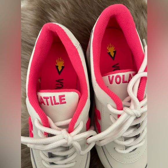 Volatile Platform Sneakers - Picture 6 of 7